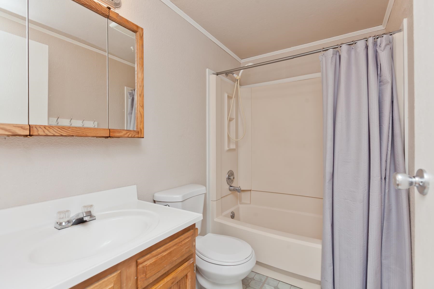 416 Meadowvale Way