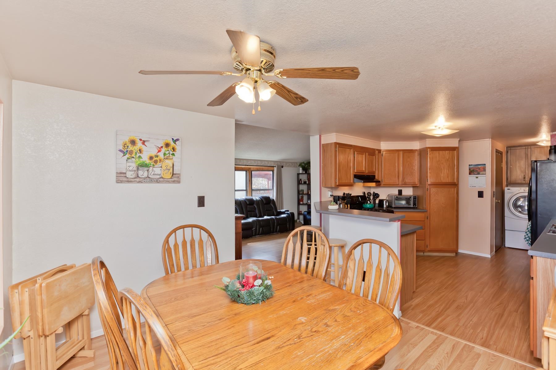 416 Meadowvale Way