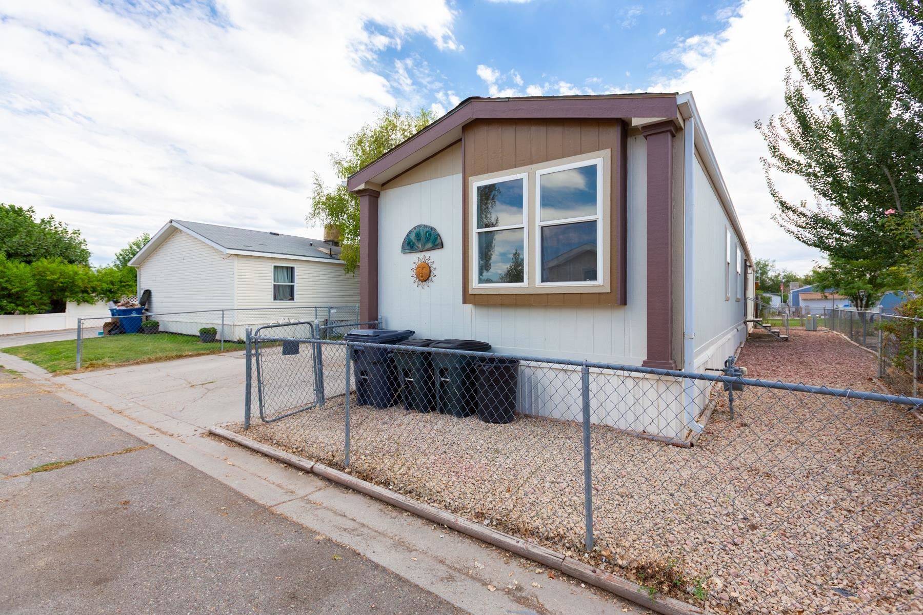 2991 Globe Willow Avenue