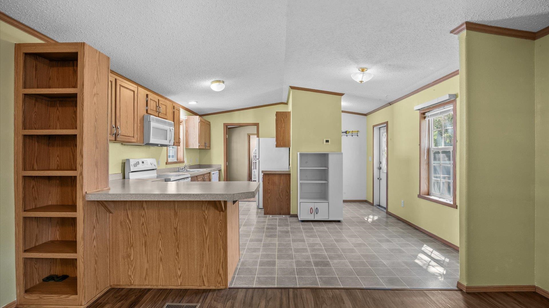 435 32 Road Unit: 225