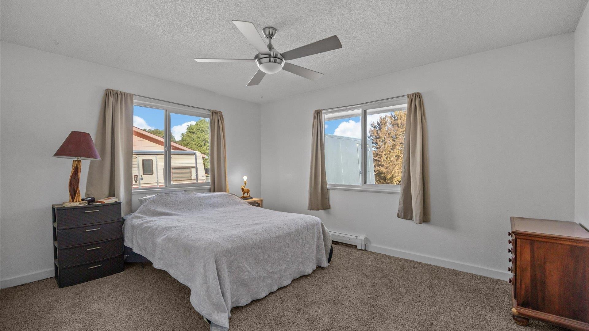 932 E Carolina Avenue