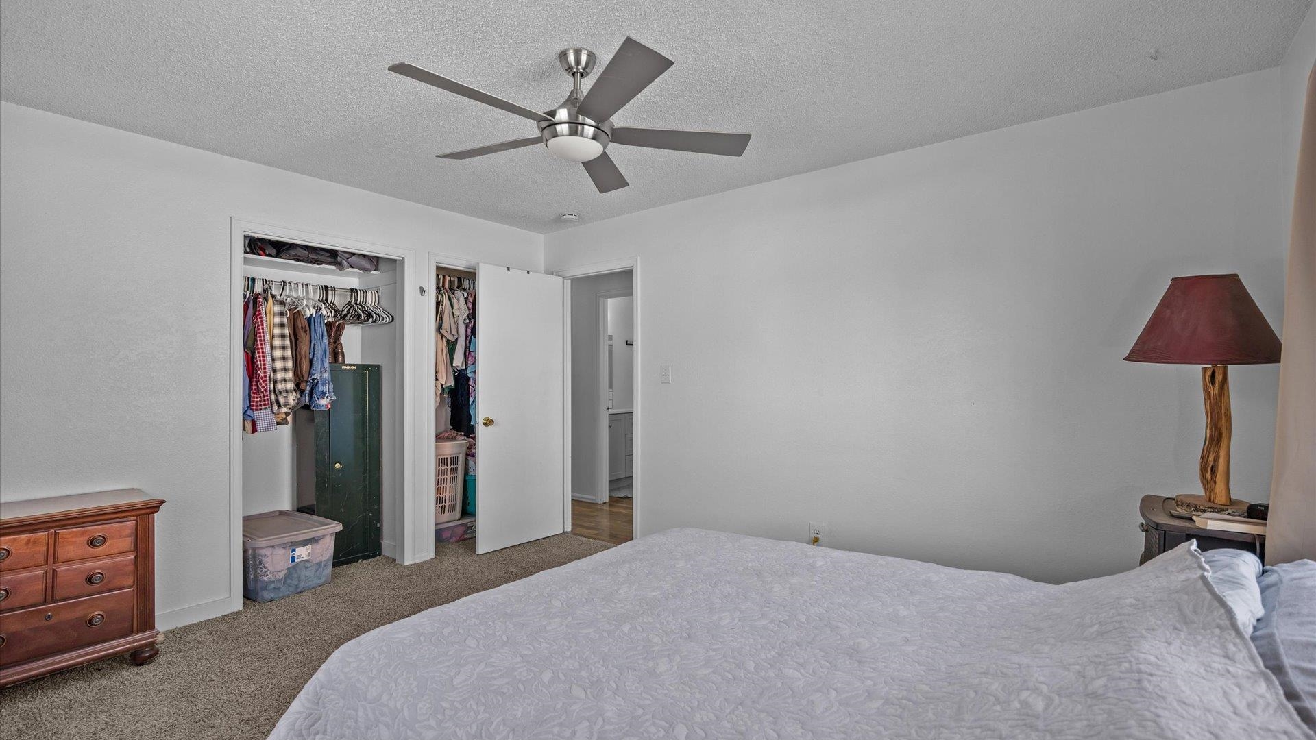 932 E Carolina Avenue