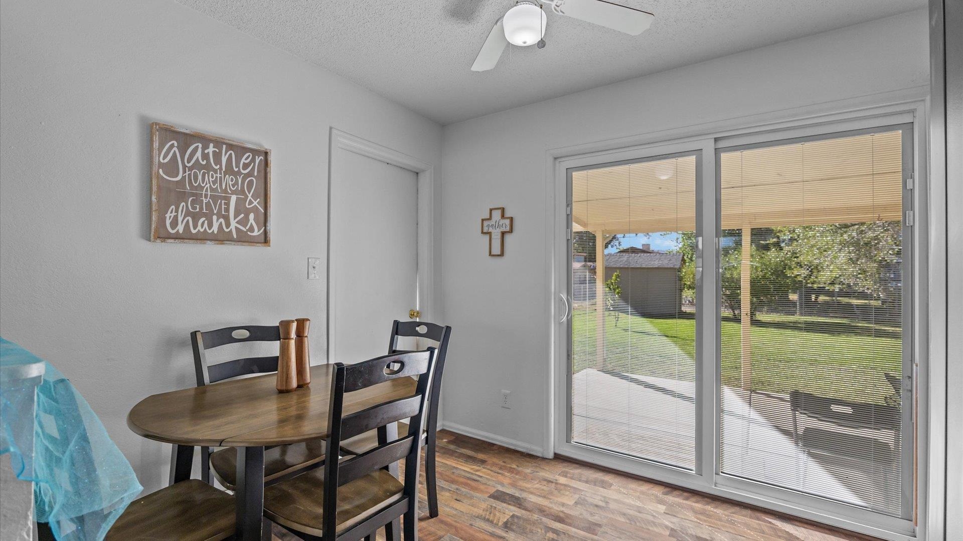 932 E Carolina Avenue