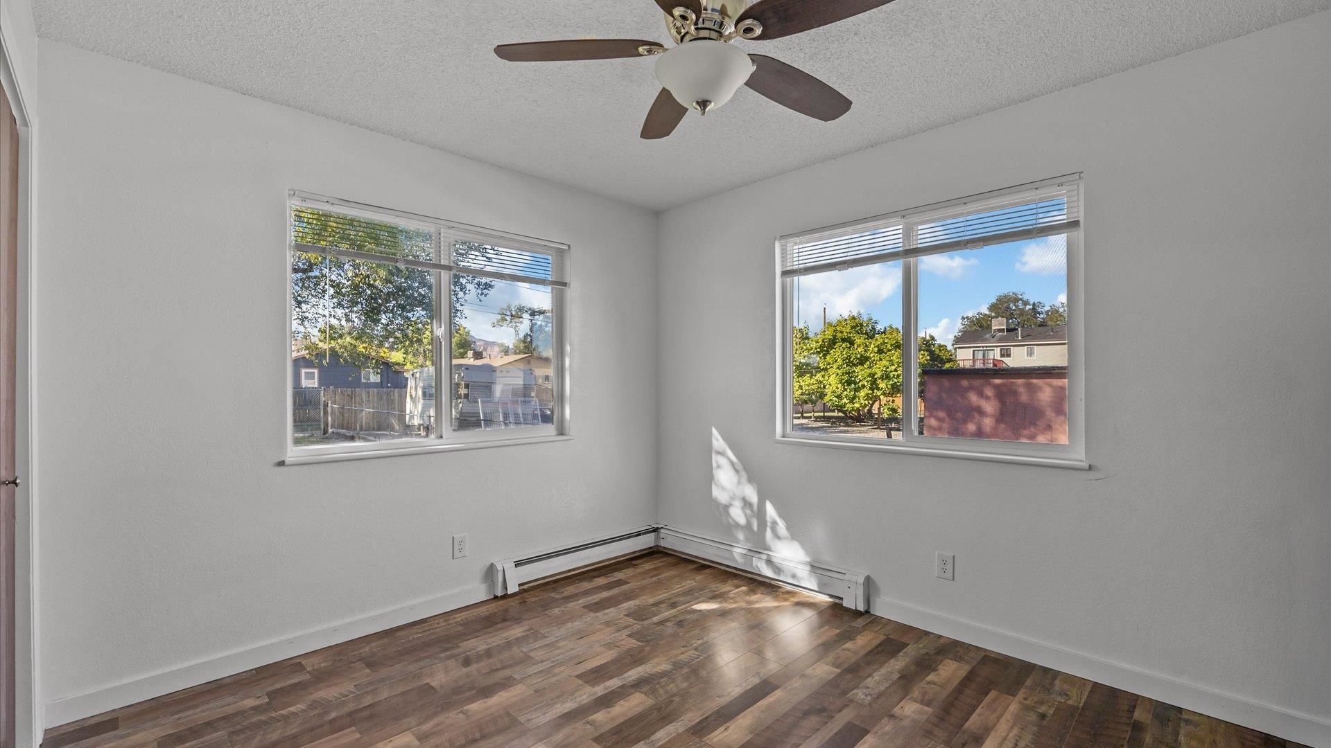 932 E Carolina Avenue