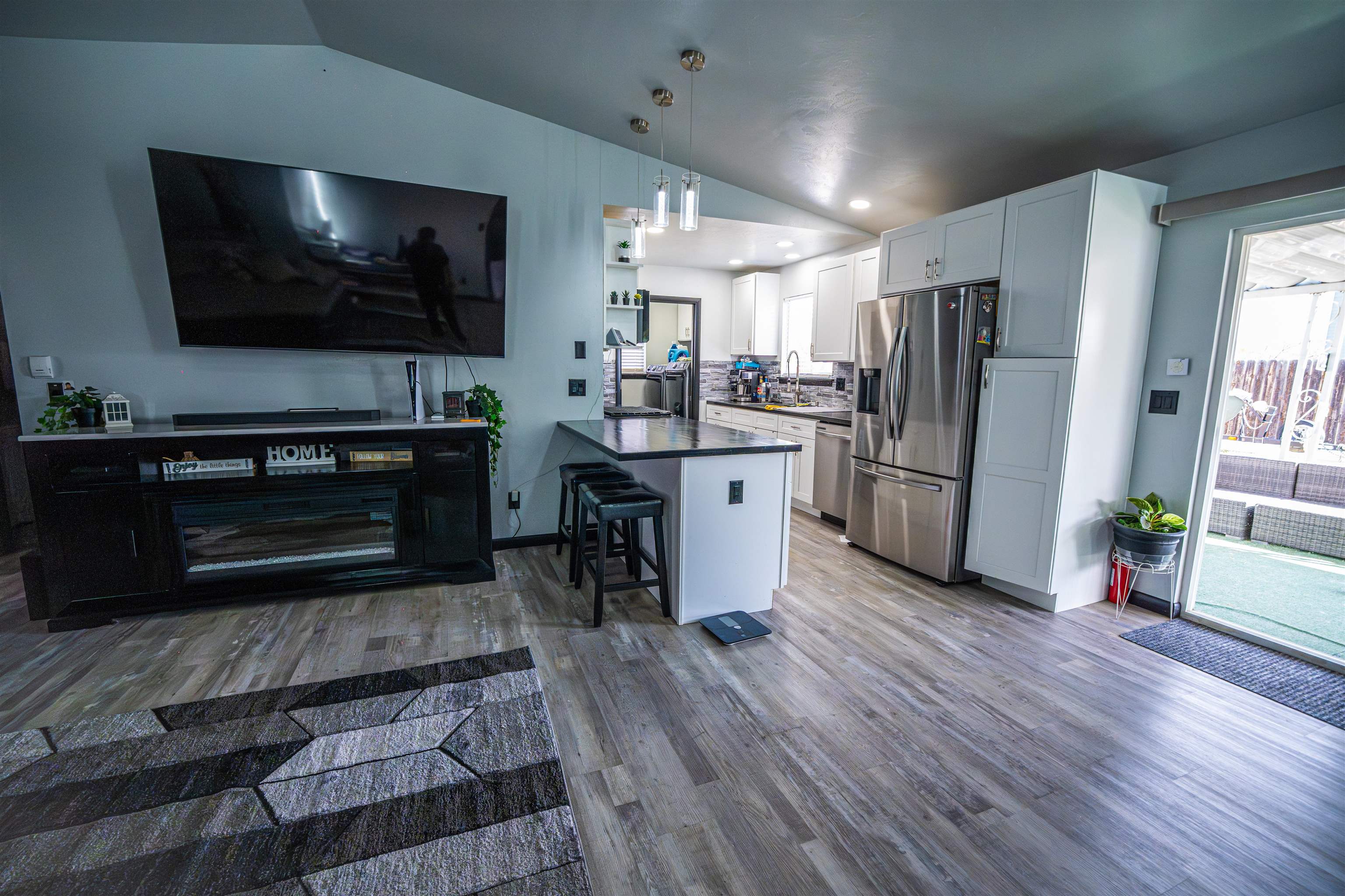 474 1/2 Michael Street