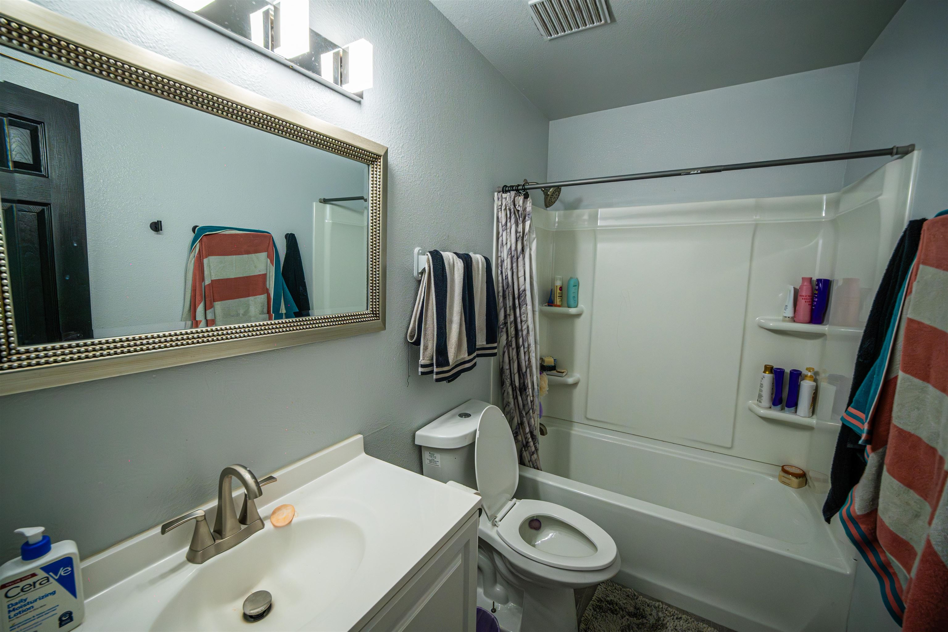 474 1/2 Michael Street