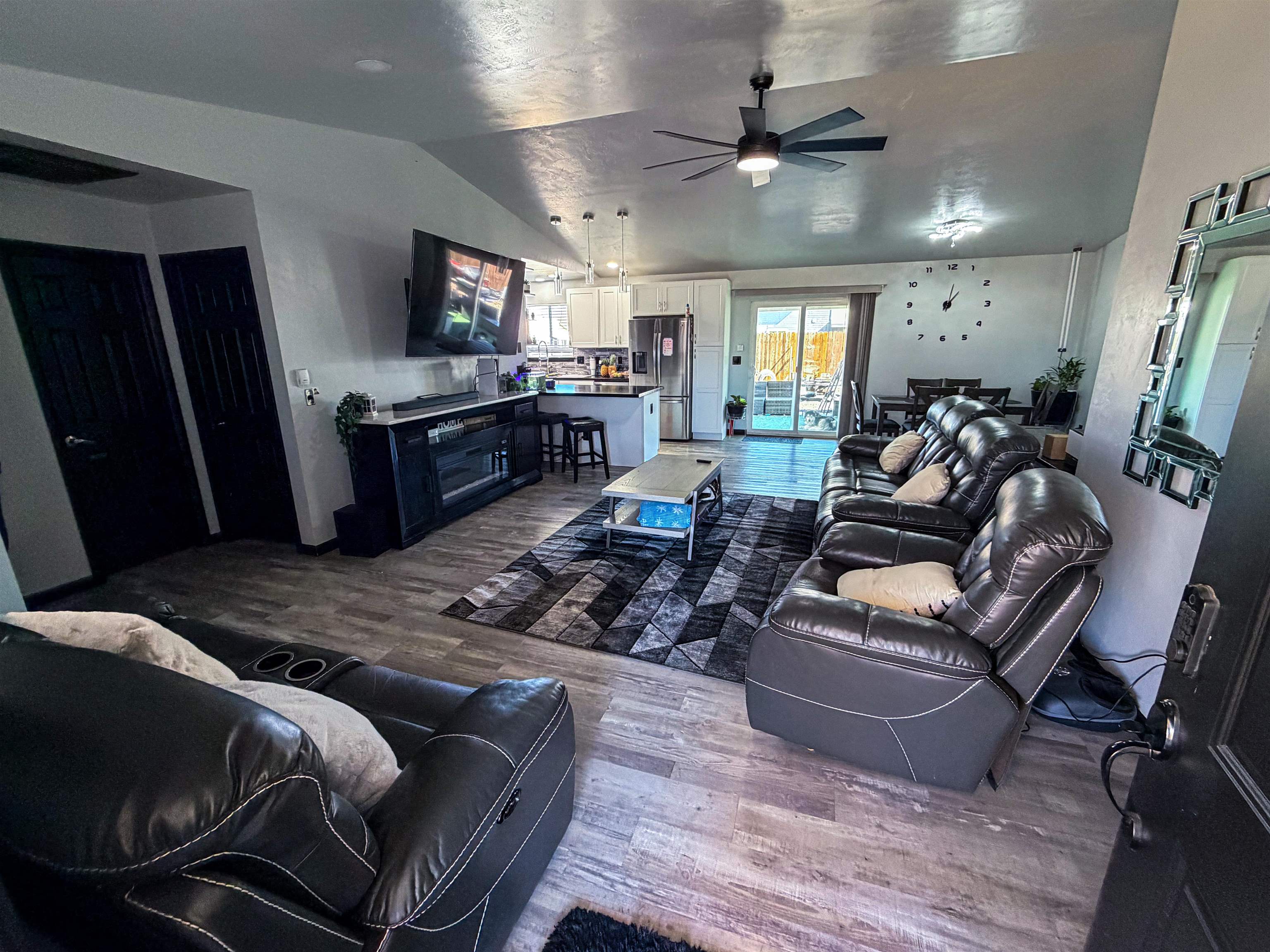 474 1/2 Michael Street