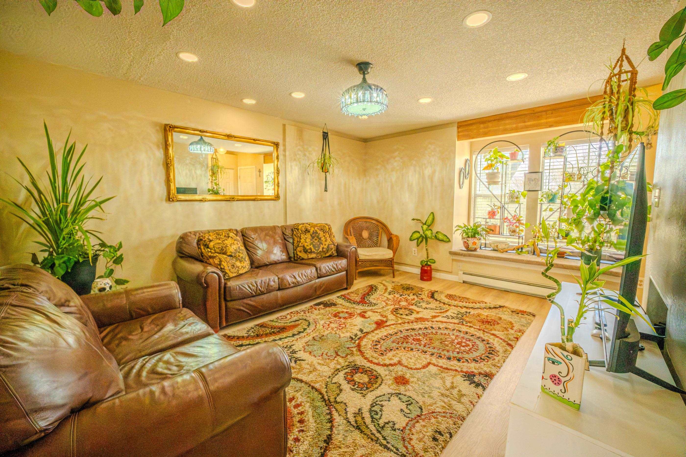 3271 W Willow Court