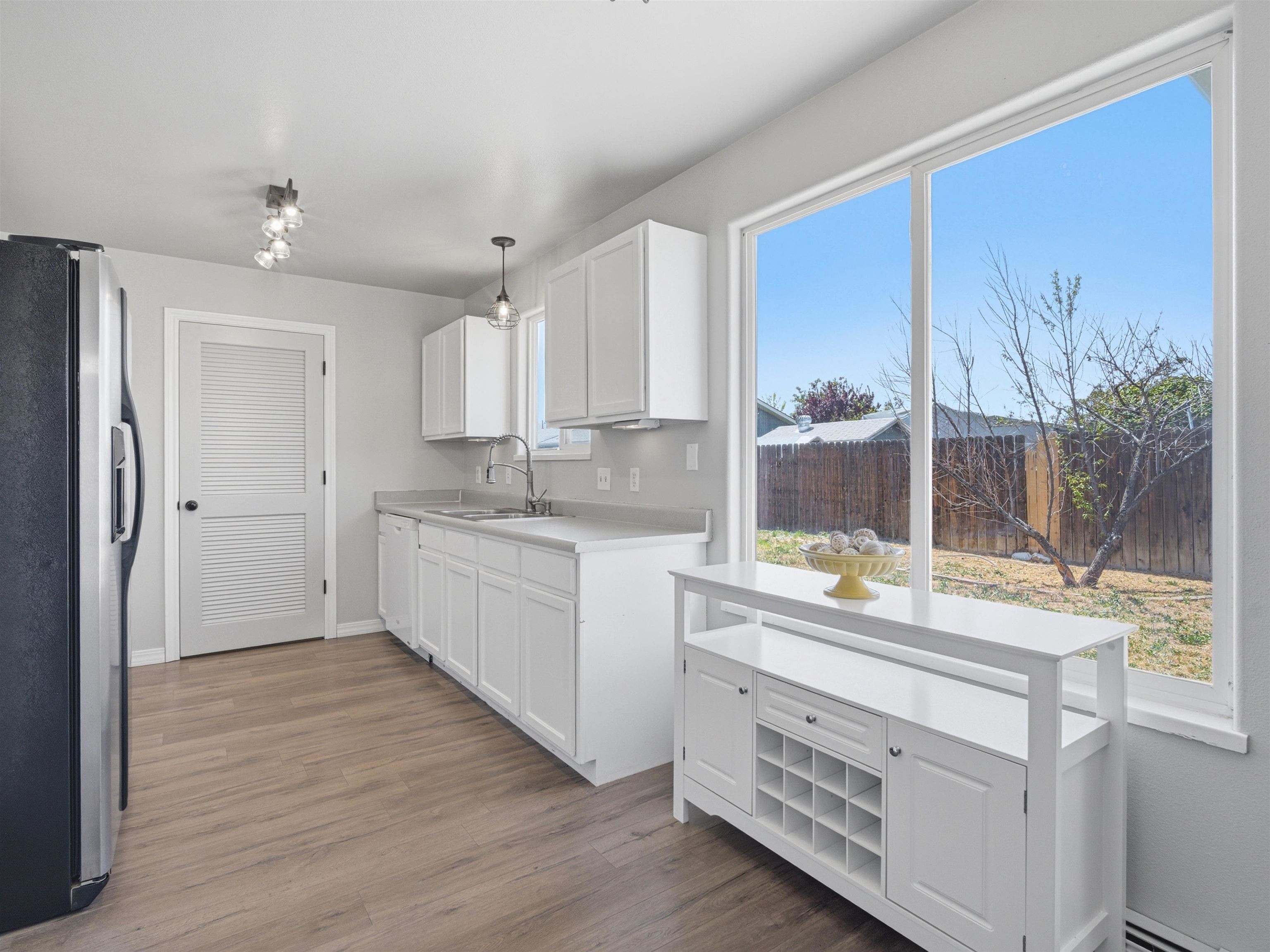 485 Ridge Lane