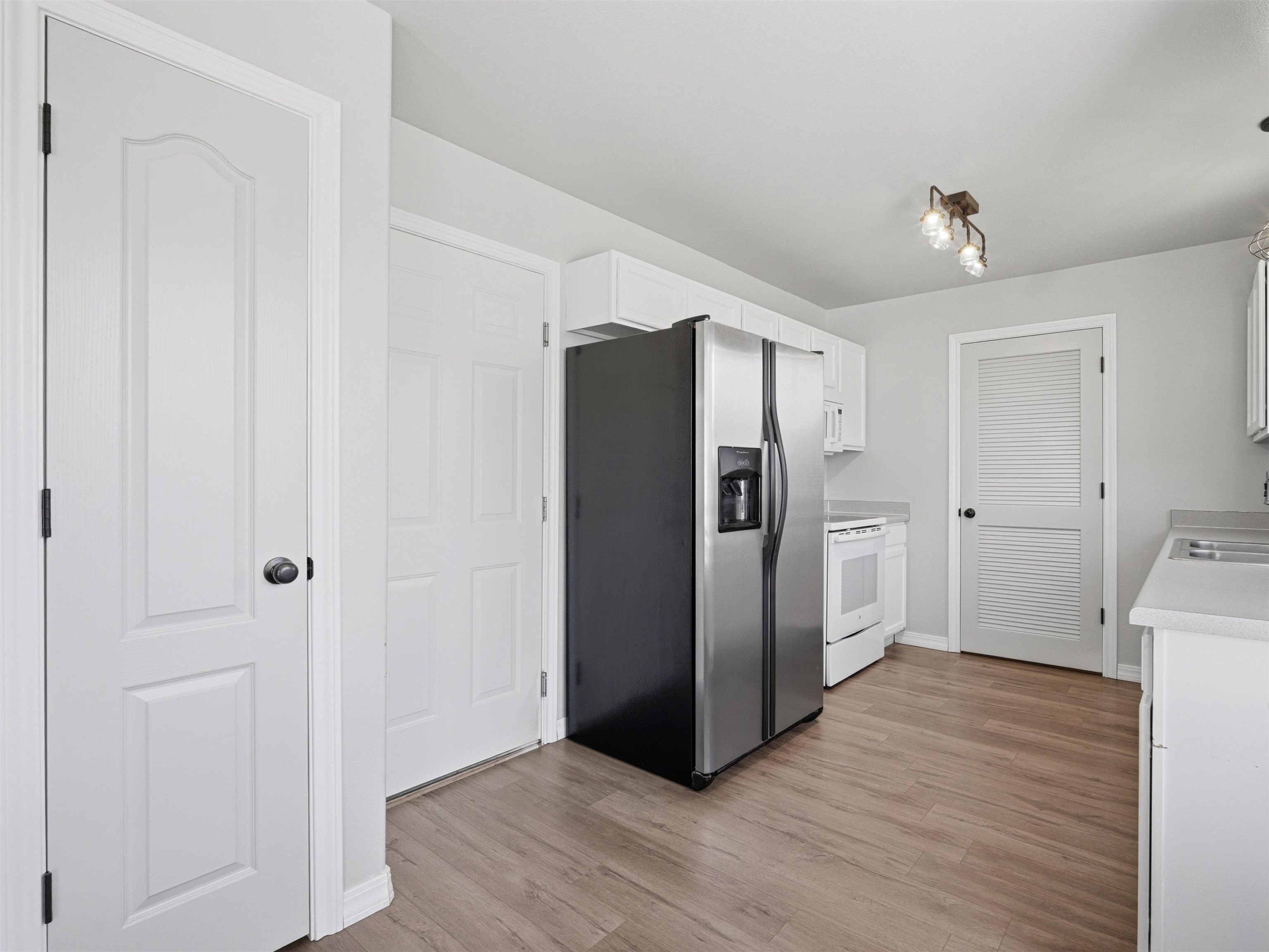 485 Ridge Lane