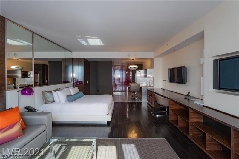 4381 West Flamingo Road 1505