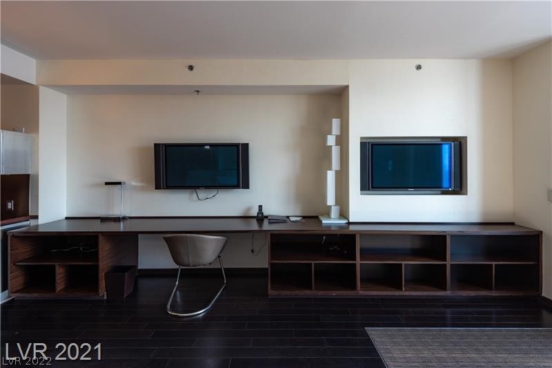 4381 West Flamingo Road 1505