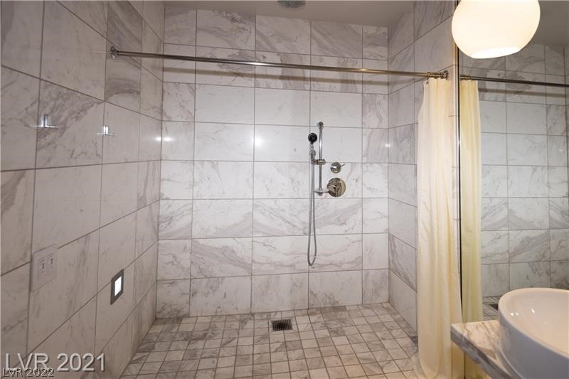 4381 West Flamingo Road 1505