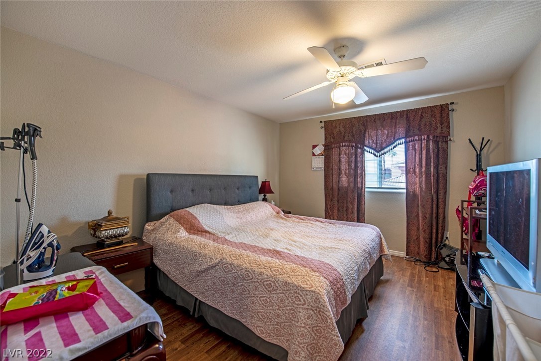 4730 East Craig Road 2003