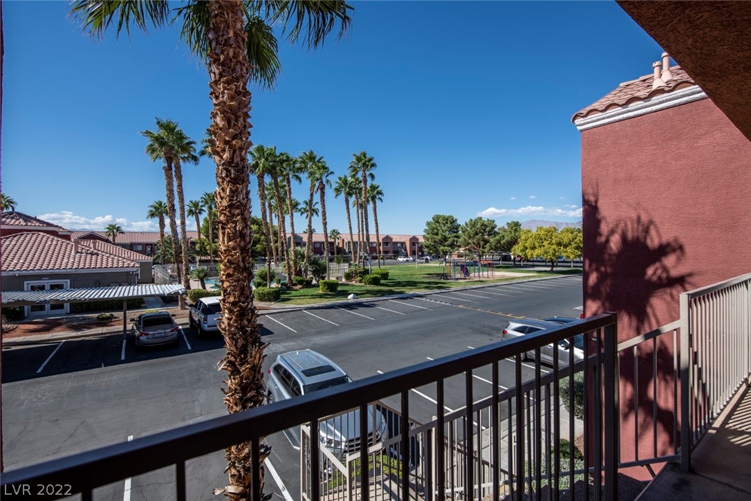 4730 East Craig Road 2003