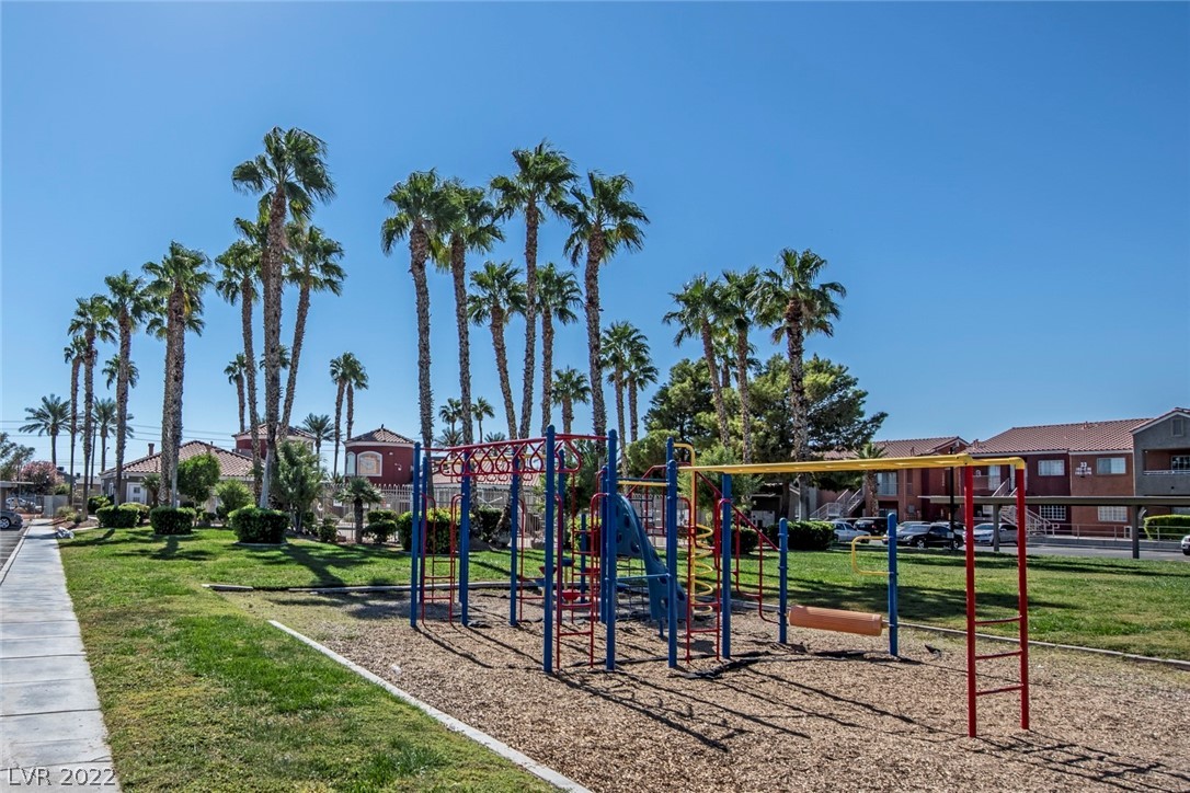 4730 East Craig Road 2003