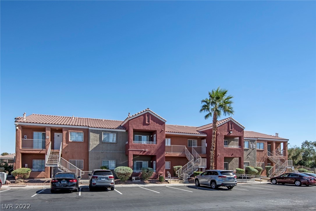 4730 East Craig Road 2003