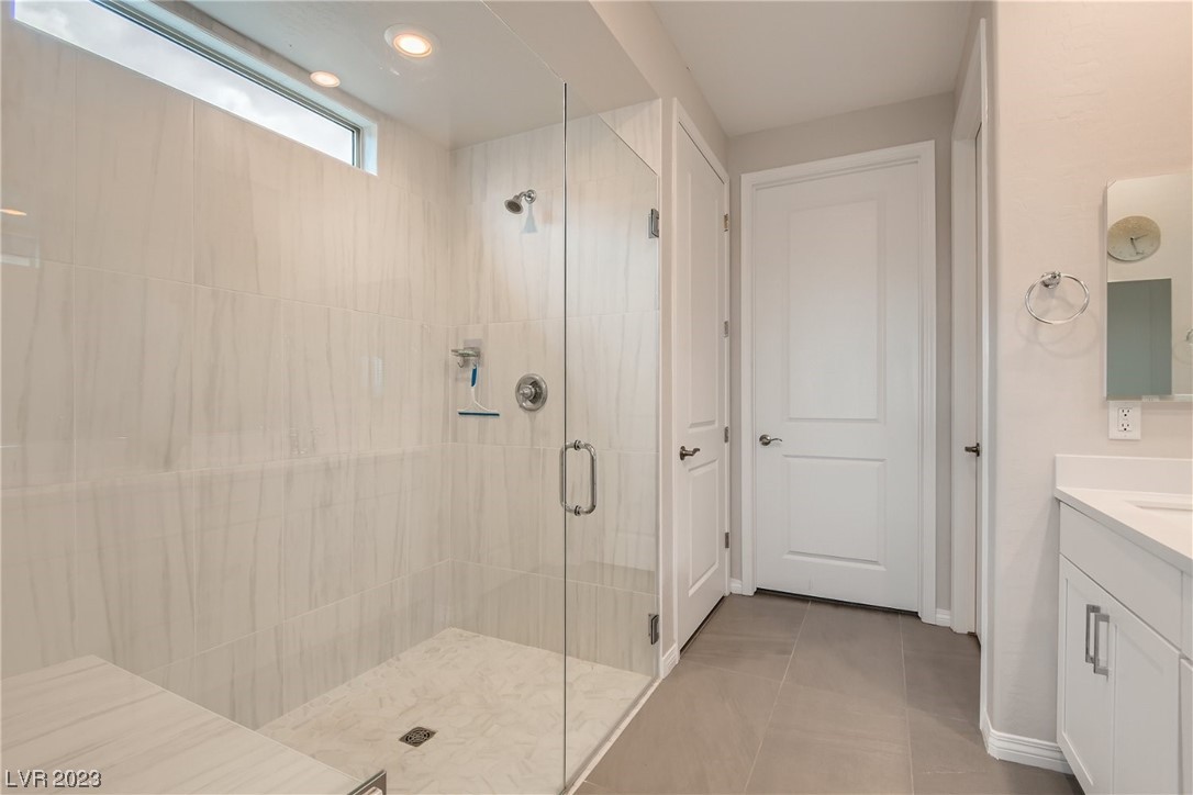 22 Sun Mirage Avenue