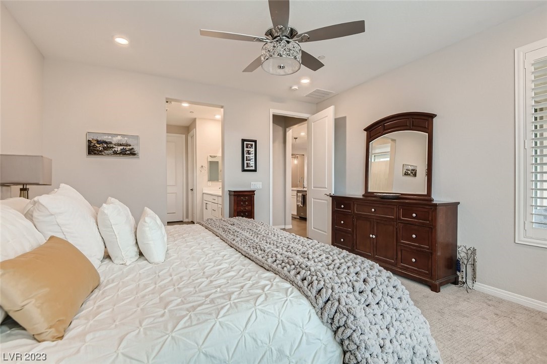 22 Sun Mirage Avenue