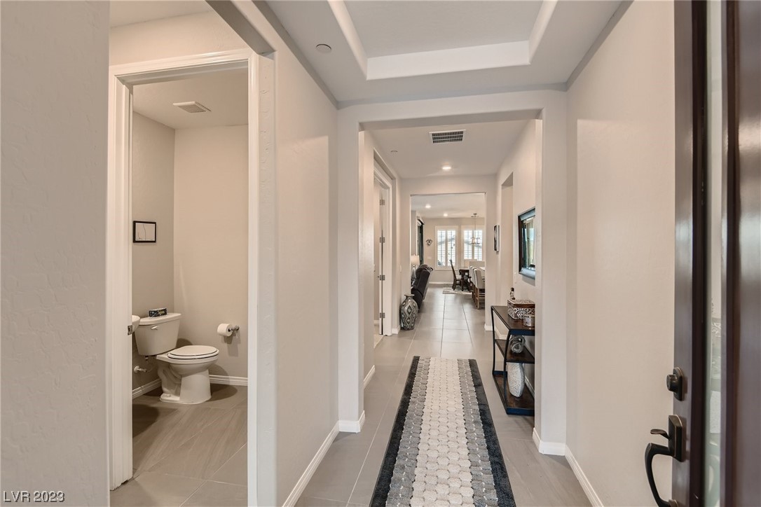 22 Sun Mirage Avenue