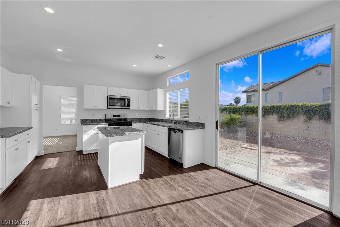 7940 Quail Harbor Street