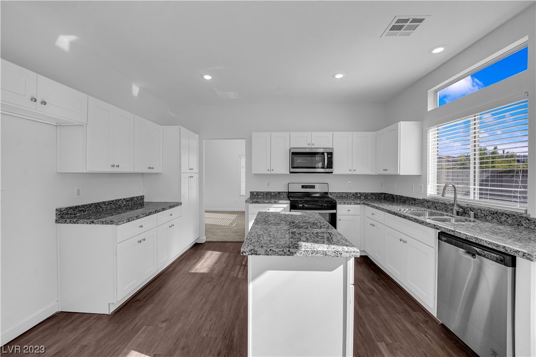 7940 Quail Harbor Street