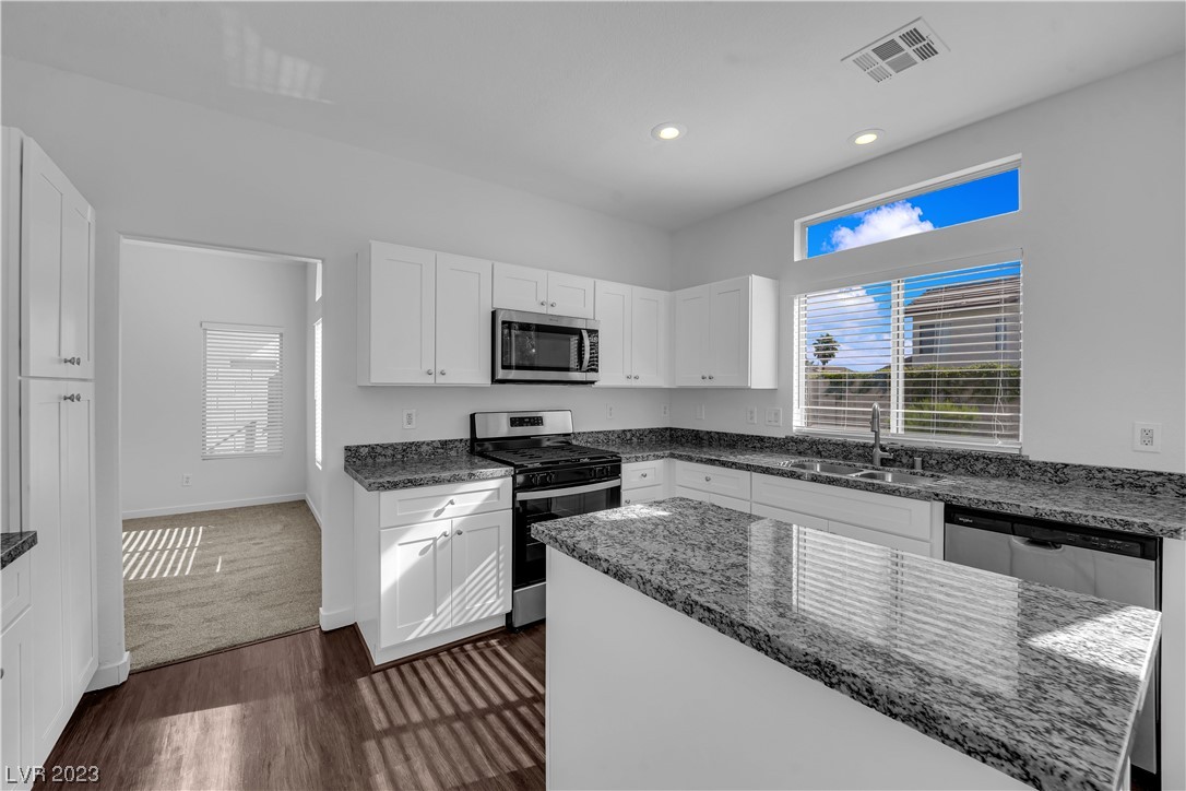 7940 Quail Harbor Street