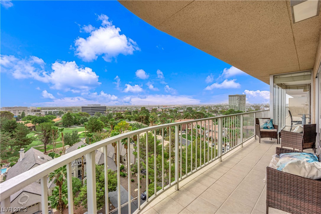 3111 Bel Air Drive 9F