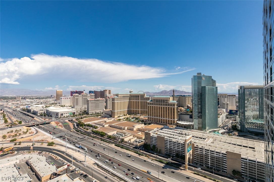 4471 Dean Martin Drive 3900