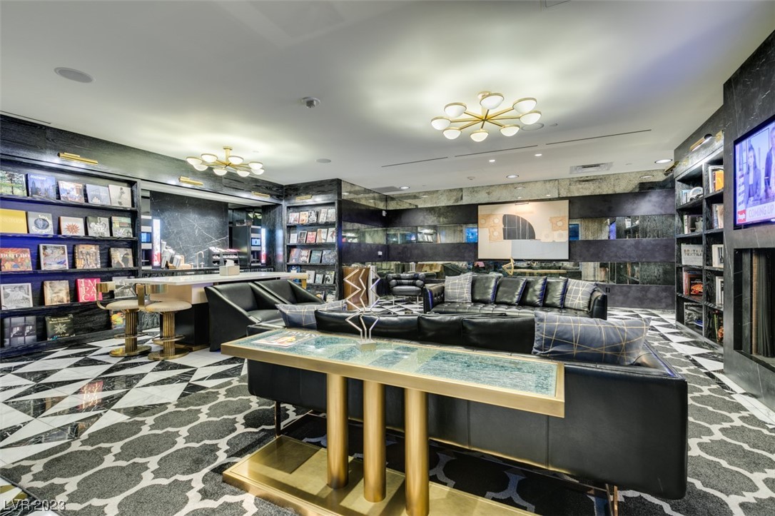 4471 Dean Martin Drive 3900