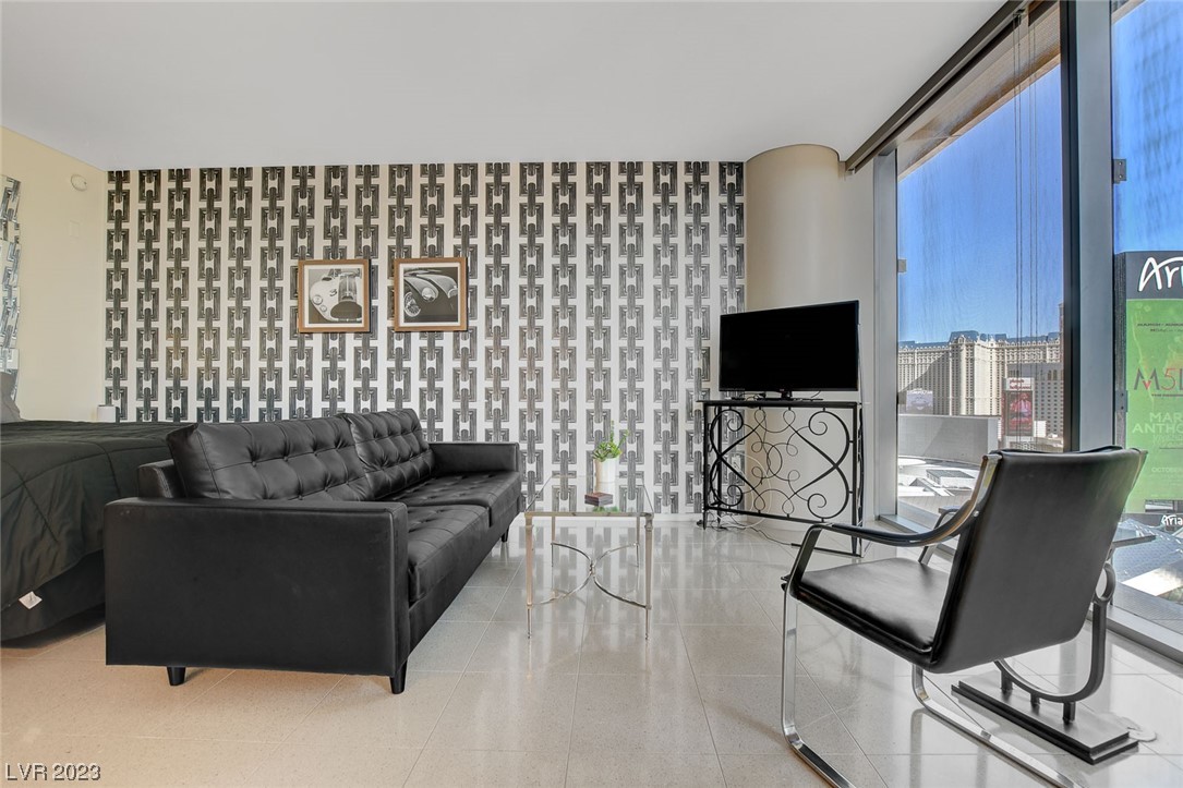 3726 Las Vegas Boulevard 1010