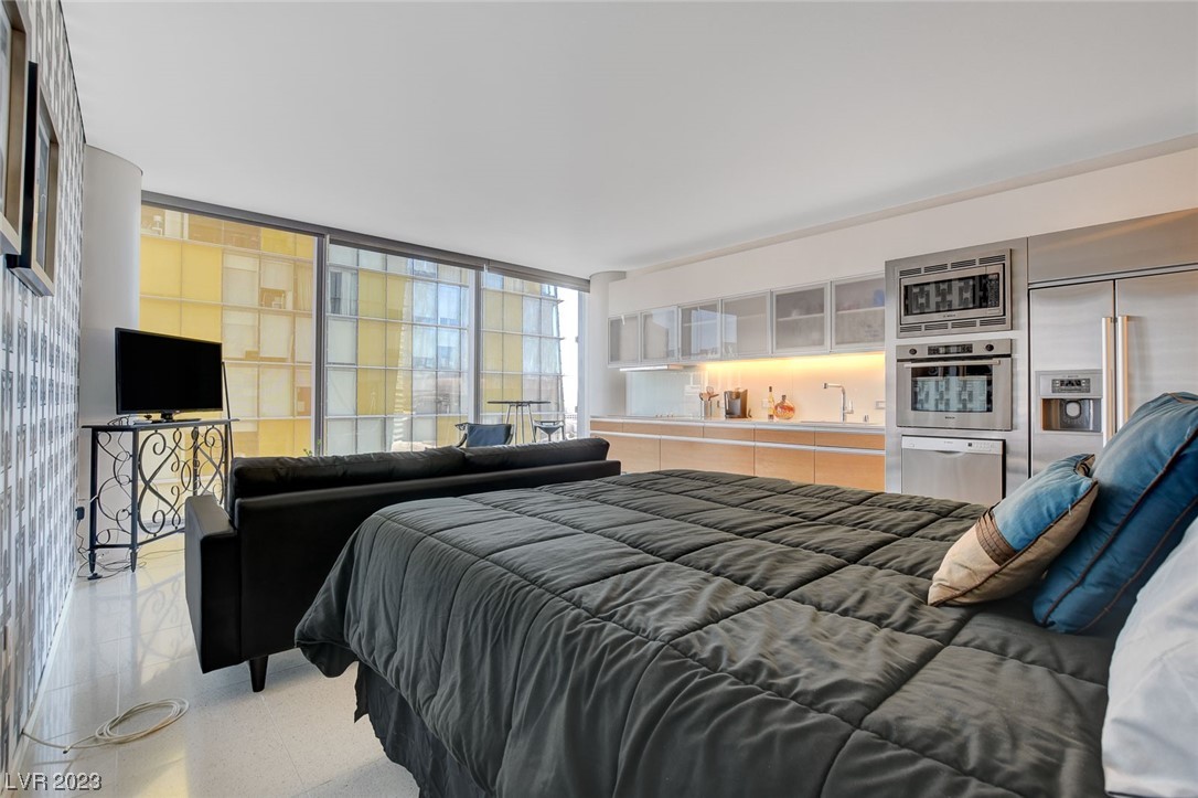 3726 Las Vegas Boulevard 1010