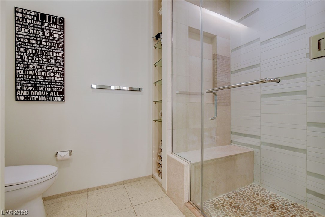 3726 Las Vegas Boulevard 1010