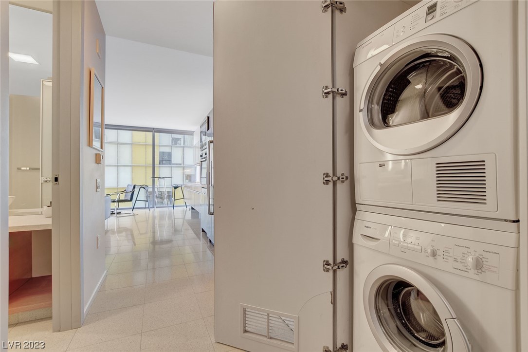 3726 Las Vegas Boulevard 1010