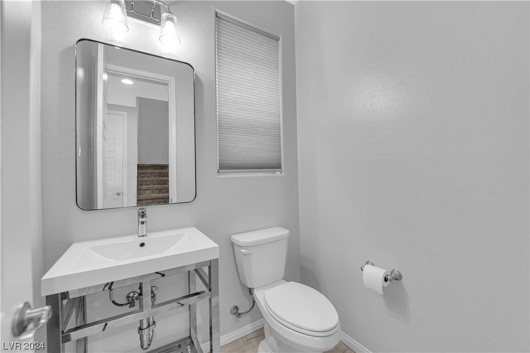 11665 Redwood Mountain Avenue