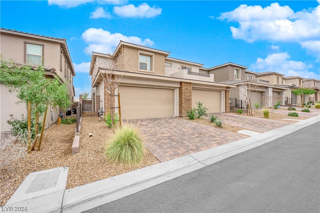 11665 Redwood Mountain Avenue