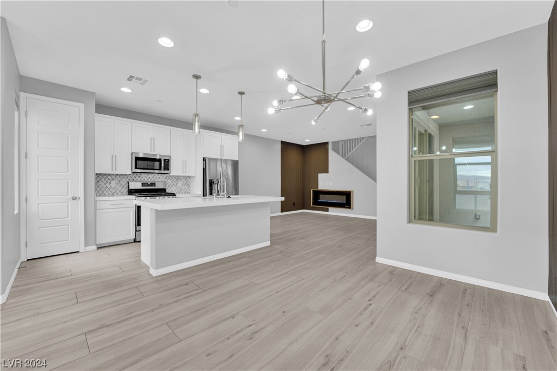 11665 Redwood Mountain Avenue