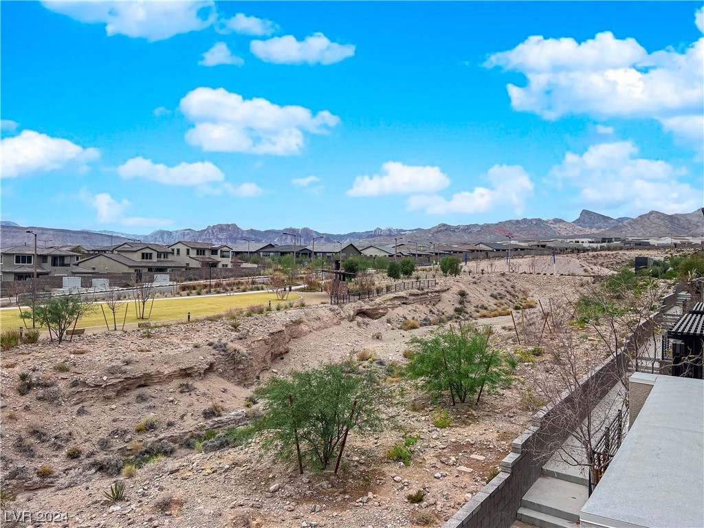 11665 Redwood Mountain Avenue