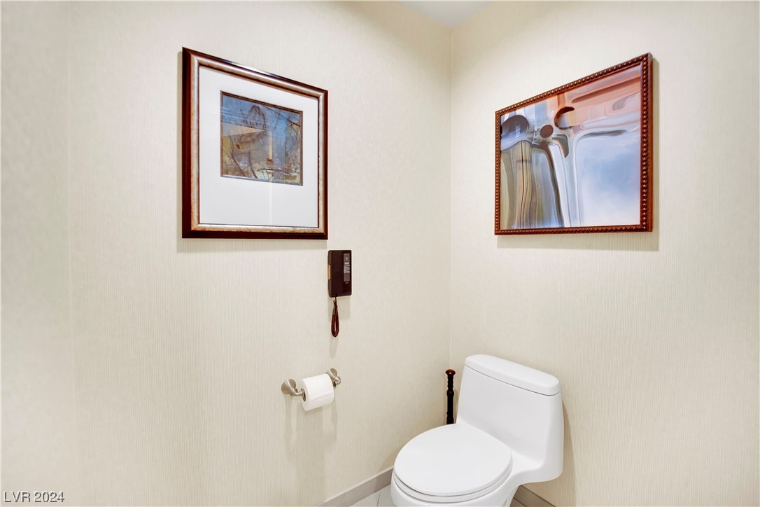 145 East Harmon Avenue 403