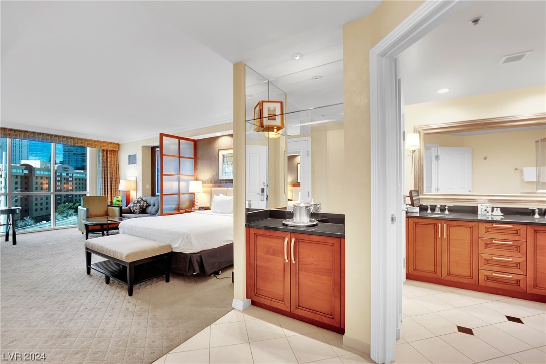 145 East Harmon Avenue 403