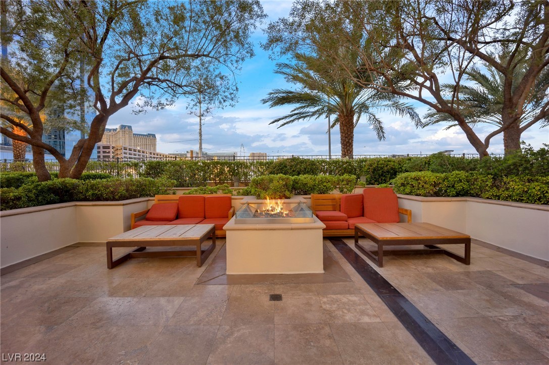 145 East Harmon Avenue 403