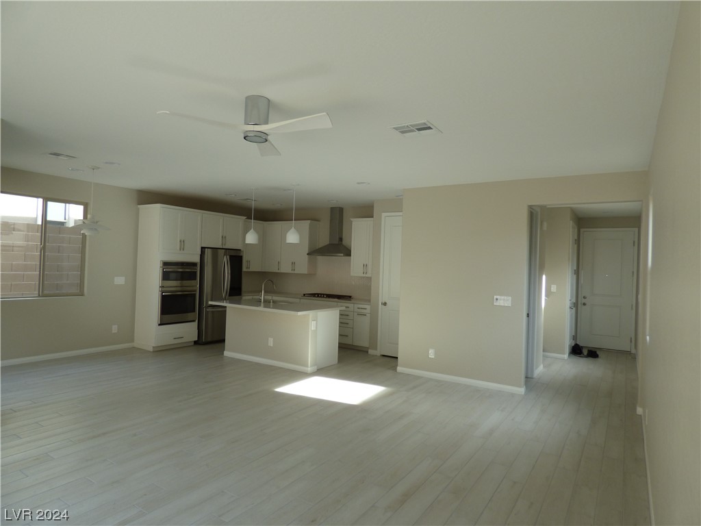 857 Ariel Heights Avenue