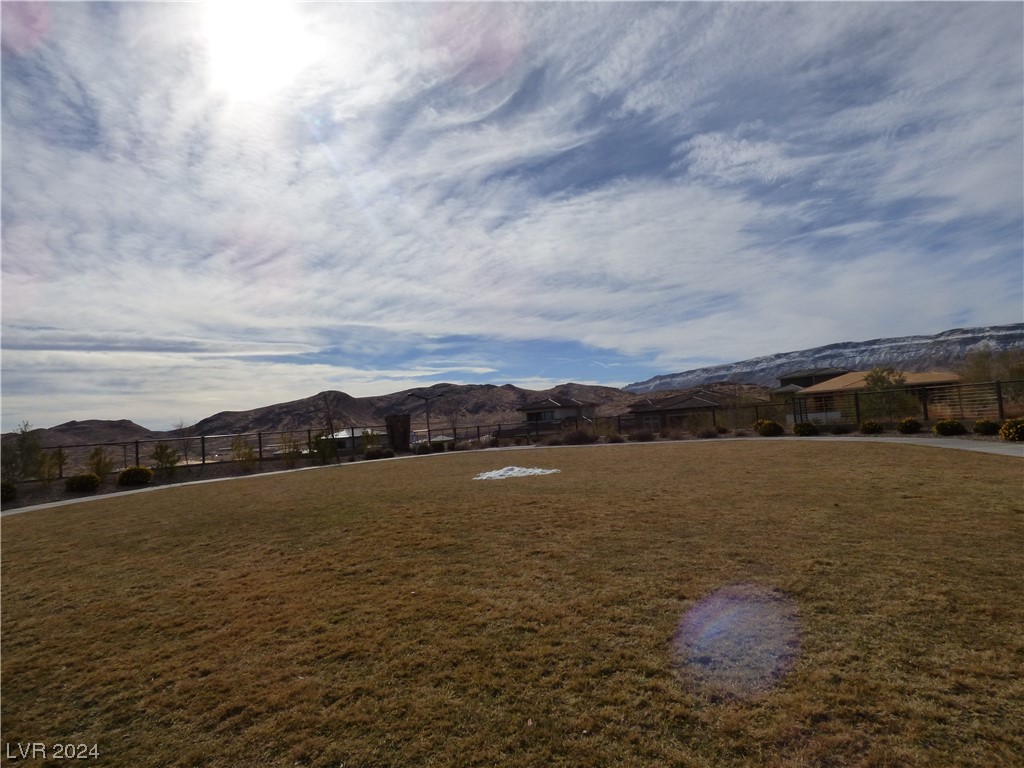 857 Ariel Heights Avenue