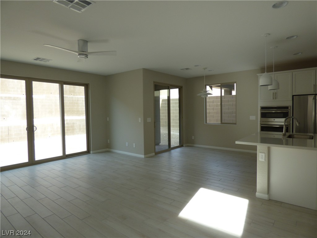 857 Ariel Heights Avenue