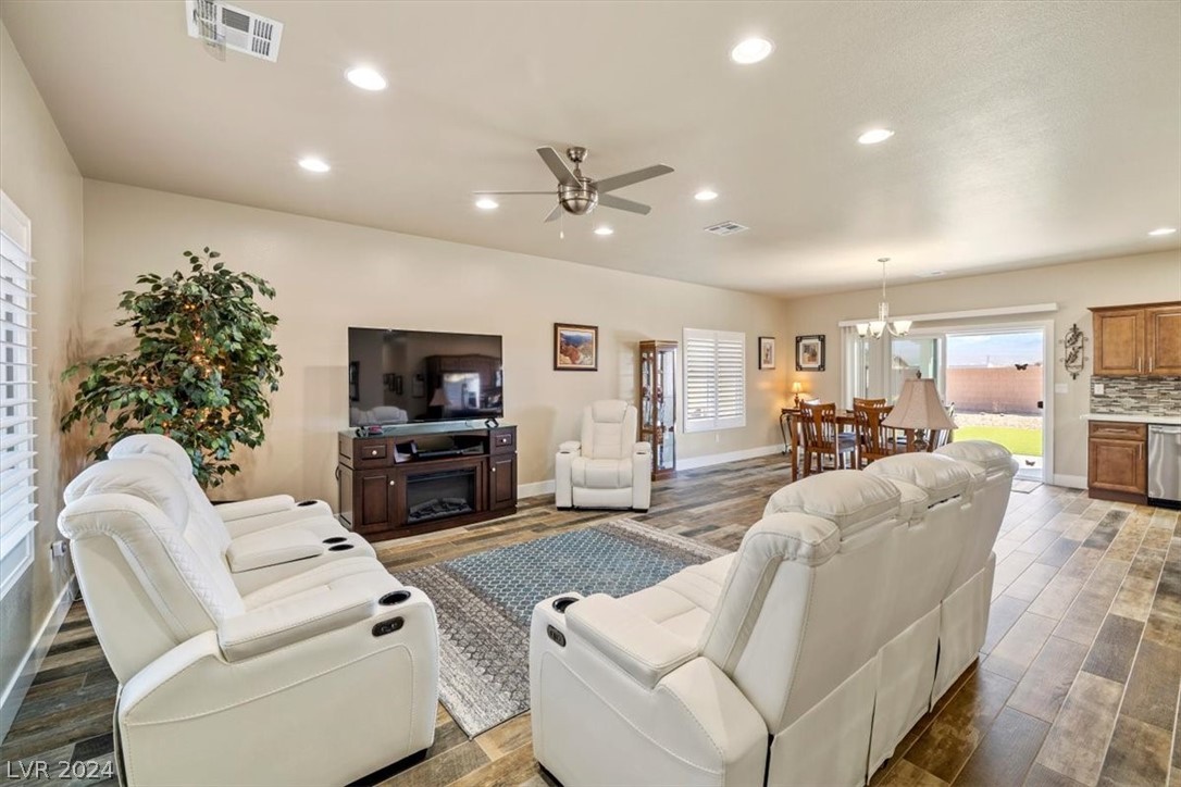 131 Magnolia Boulevard