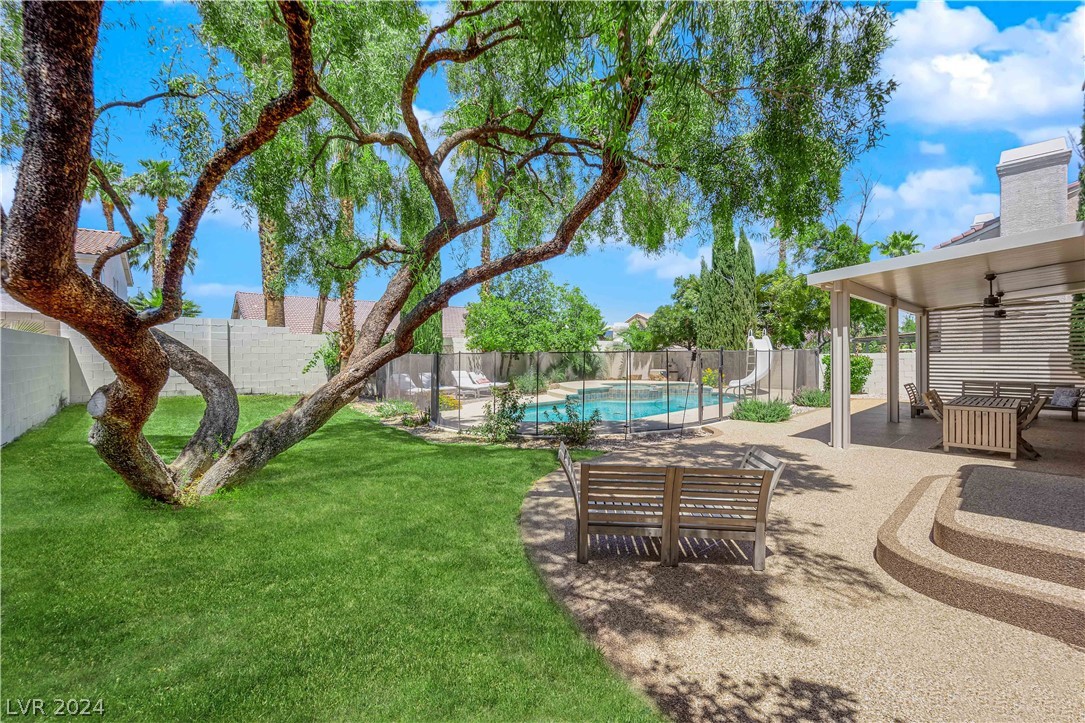 8112 Tropic Isle Circle