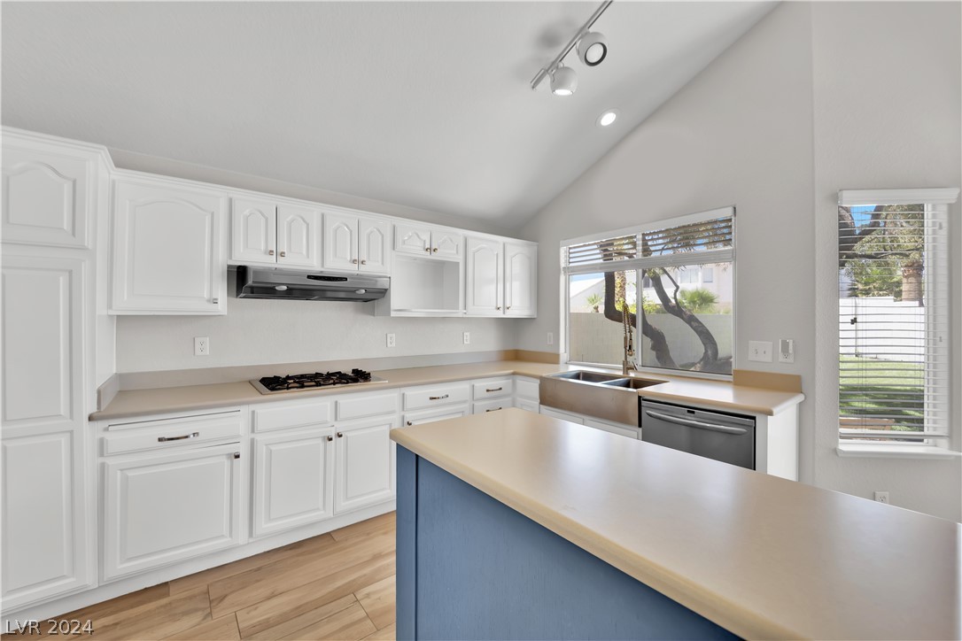 8112 Tropic Isle Circle