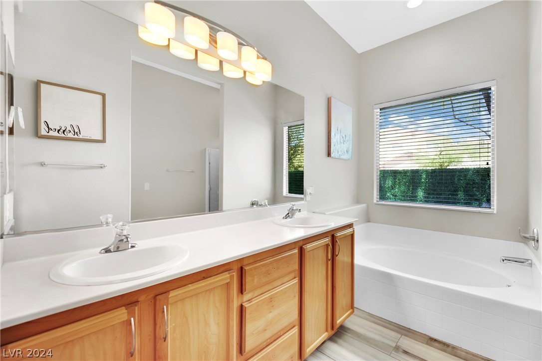 9000 High Horizon Avenue