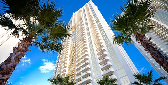 125 East Harmon Avenue 22809