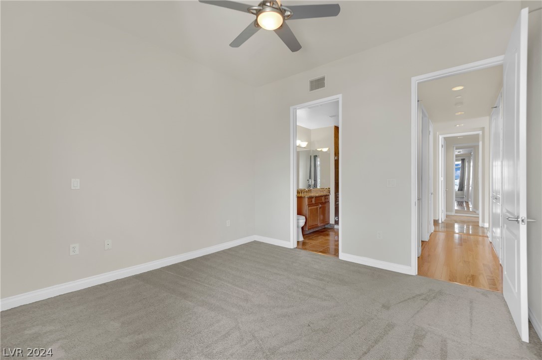 2220 Village Walk Drive 3224